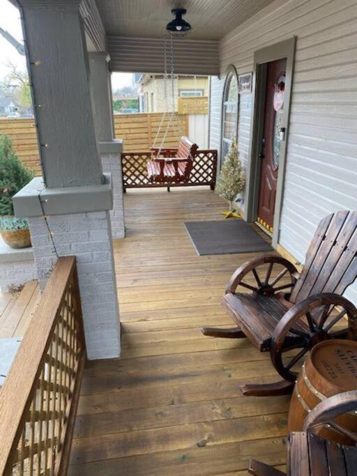Stockyards!-1 Block Away ! Cowboy Cottage Sleeps 9 Fort Worth Exterior foto