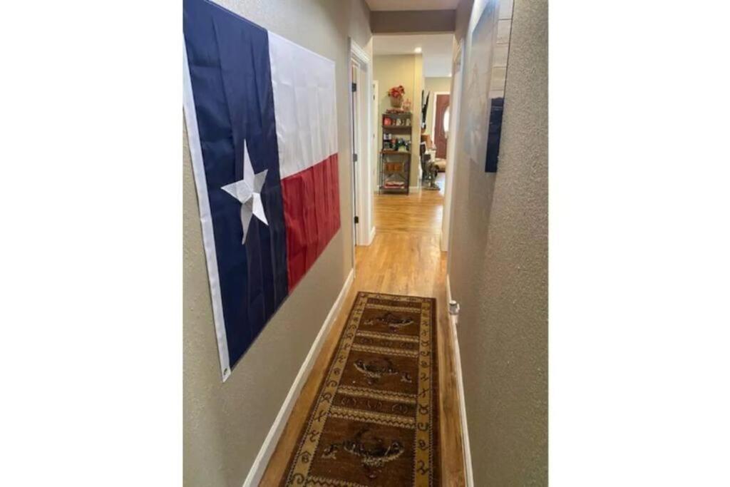 Stockyards!-1 Block Away ! Cowboy Cottage Sleeps 9 Fort Worth Exterior foto
